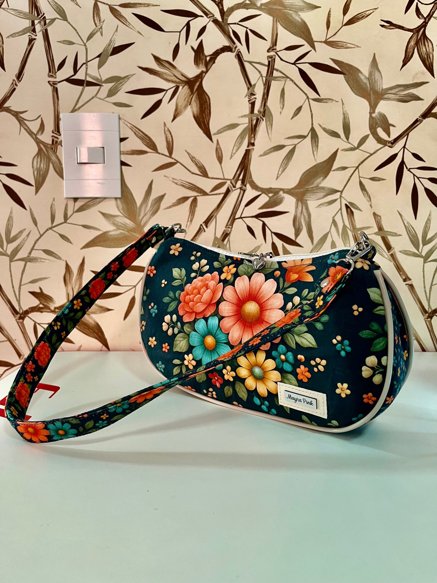 ✨ Bolsa baguete MP “Lívia” ✨